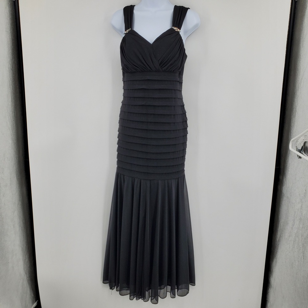 R&M Collection Womens Black Tiered Rhinestone V-Neck Evening Gown Dress Size 12